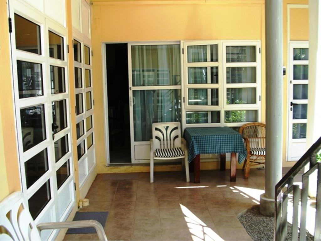 Auberge Le Saladier Mahébourg Exterior foto