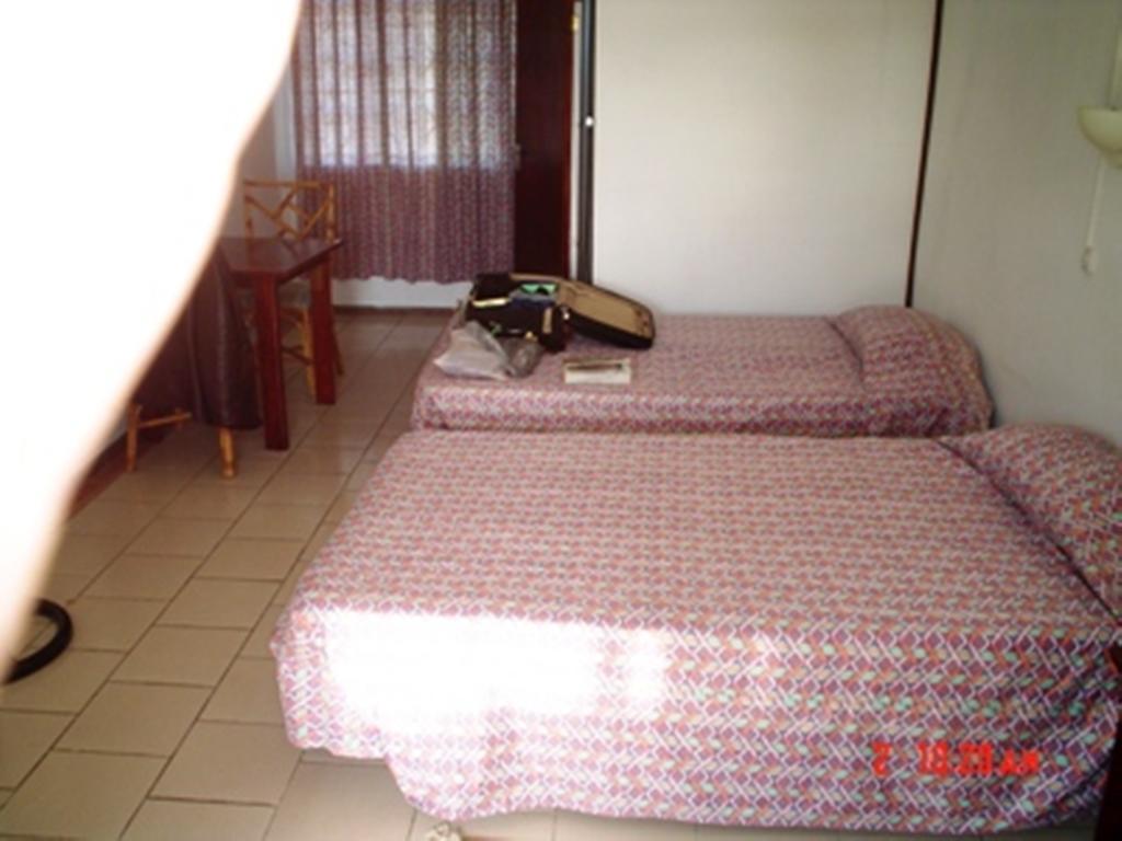 Auberge Le Saladier Mahébourg Zimmer foto